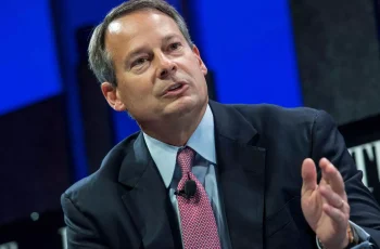 Executive Sell-Offs: Decoding the Signals Behind Large-Scale Insider Stock Sales