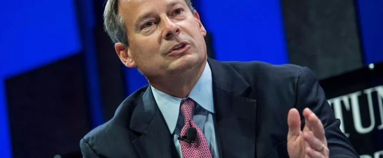 Executive Sell-Offs: Decoding the Signals Behind Large-Scale Insider Stock Sales