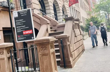 Refinance Frenzy Sparks Unease: How Low Rates Are Masking Economic Risks