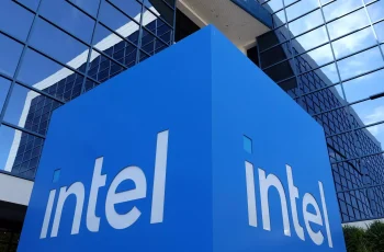 Market Warning: Intel and eBay Rally Signals Dangerous Overbought Territory Ahead