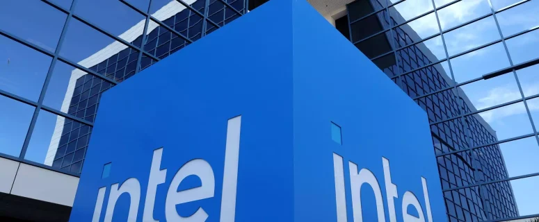 Market Warning: Intel and eBay Rally Signals Dangerous Overbought Territory Ahead